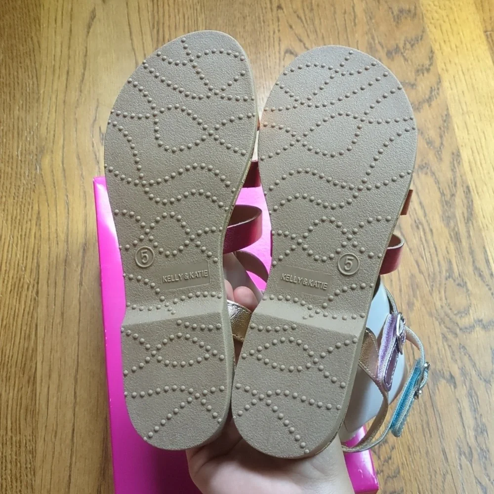 NIB Kelly & Katie Chloe Gladiator Rainbow Sandal Kids Size 5